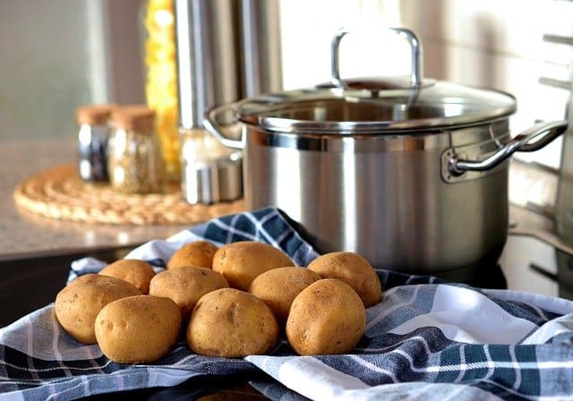 Cómo preparar un puré de papa con espinacas