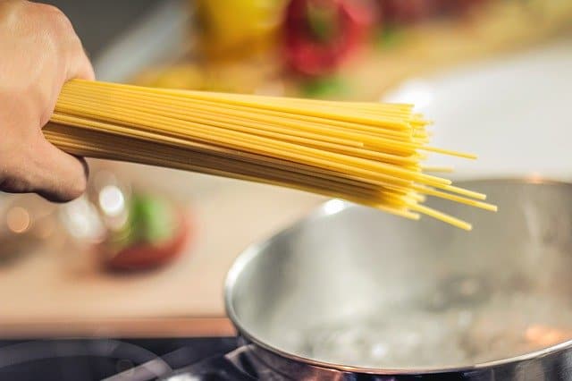 Cómo preparar pasta con espinacas